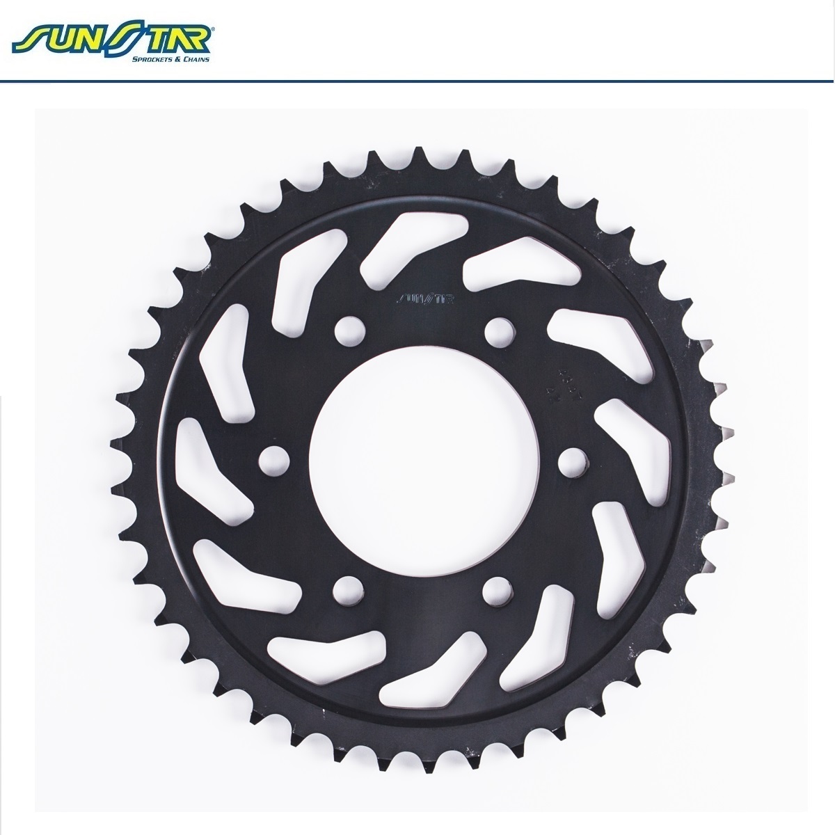 ARKA DİŞLİ (SİYAH) / KAWASAKI / Z 900 / 900cc / (DİŞLİ SAYISI : ORİJİNAL) / 2017-2018-2019-2020-2021-2022-2023-2024-2025