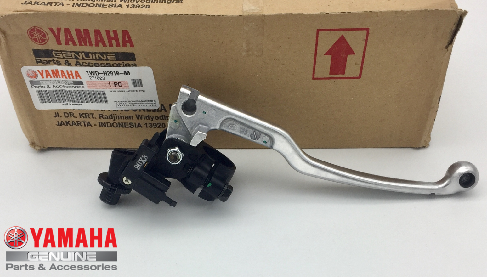 DEBRİYAJ MANETİ VE KÜTÜĞÜ (SOL) / YAMAHA / MT-25 / 250cc / DEBRİYAJ MANETİ VE KÜTÜĞÜ (SOL) / 2015-2016-2017-2018-2019-2020-2021-2022-2023-2024